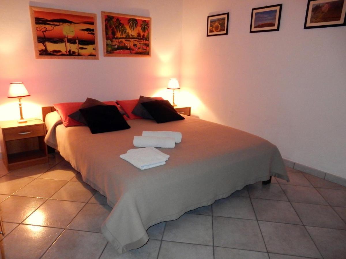 Terrasini Siracasa Apartment Bilik gambar
